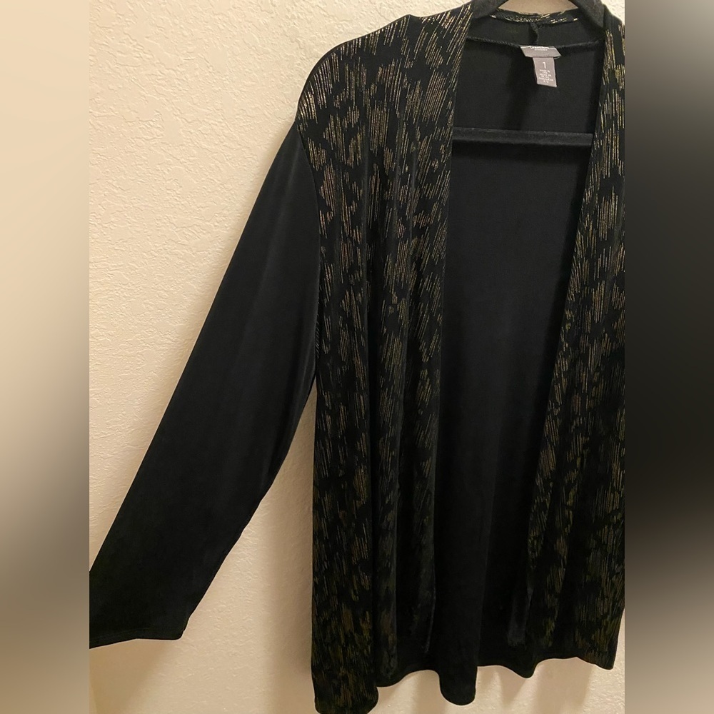 Chico's Travelers Black Open Front Cardigan With Gold Deco Print Size 1 (M) - Picture 4 of 7